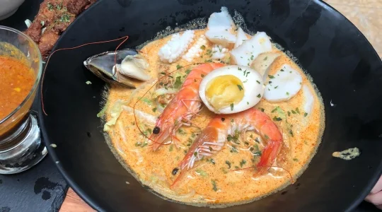 昼食｜ラクサ