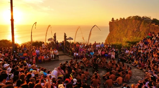 ウルワツ夕日１