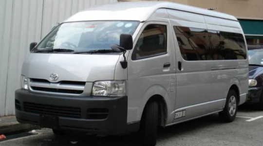 ワゴン車