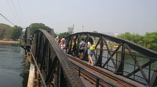 カンチャナブリ泰麺鉄道