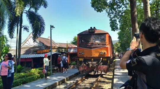 カンチャナブリ泰麺鉄道