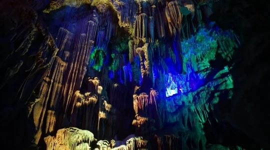 桂林  蘆笛岩 イメージ