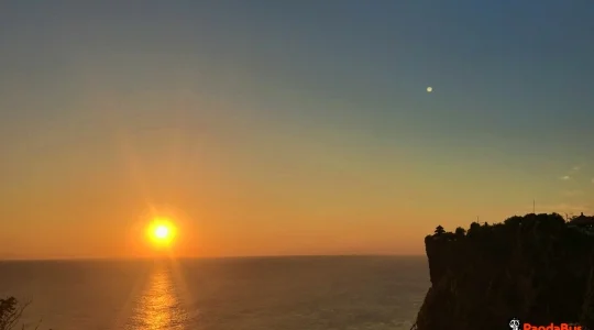 ウルワツサンセット