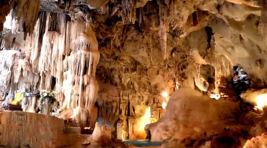 ワットタムプワ