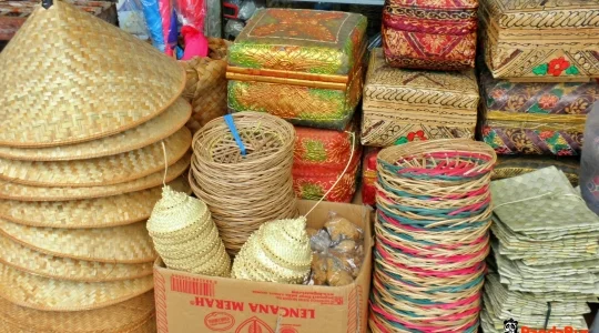 デンパザール市場