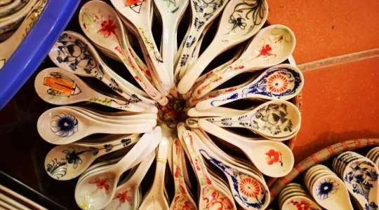 陶器の村・バッチャン村観光