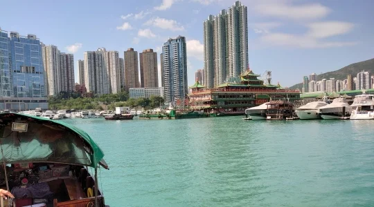 イメージ：サンパン船