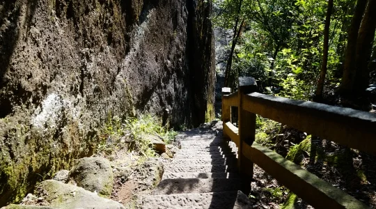 一線天 イメージ