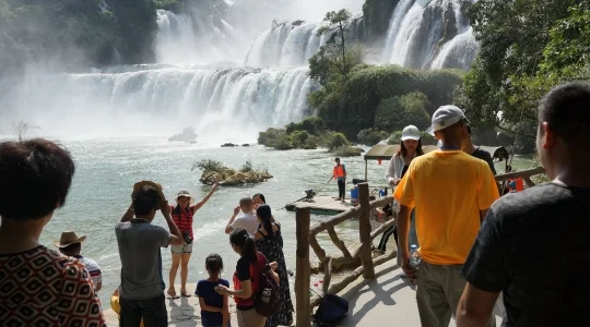 南寧 徳天瀑布 イメージ