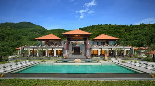 BANYAN TREE  LANGCO