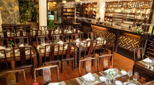 Duong Dining2
