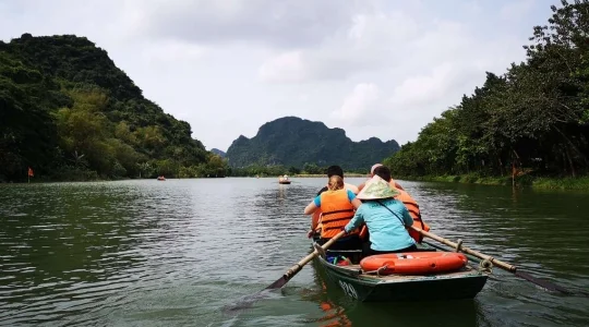 陸のハロン湾 世界遺産「チャンアン」