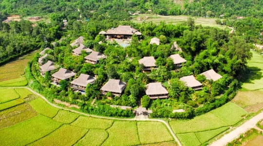 山岳民族に会いに行こう！マイチャウエコロッジ（MAI CHAU ECOLODGE）