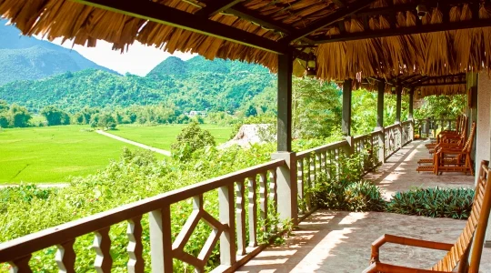 山岳民族に会いに行こう！マイチャウエコロッジ（MAI CHAU ECOLODGE）