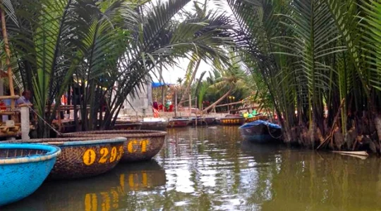 ホイアン　ジャングルクルーズ