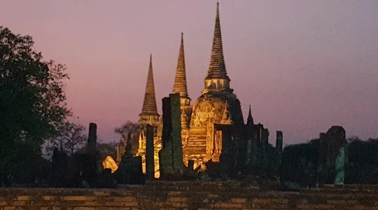 ライトアップアユタヤ