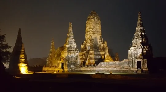 ライトアップアユタヤ