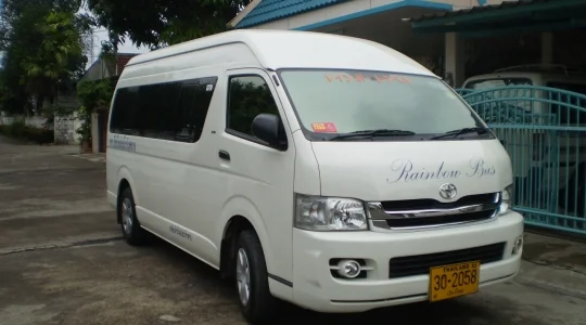 レインボー社　車