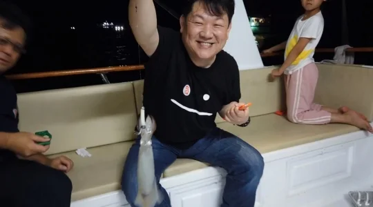 イカ釣りイメージ