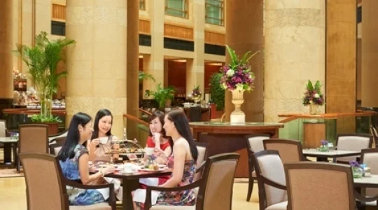 ザ・コートヤード（フラトンホテル）