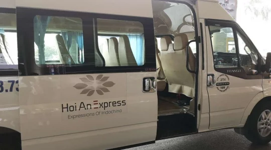 タンソニャット空港⇔ホーチミン市内
