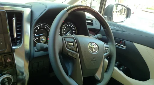 車両イメージ：ベンツ