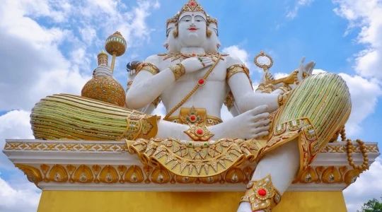 巨大なピンクガネーシャ