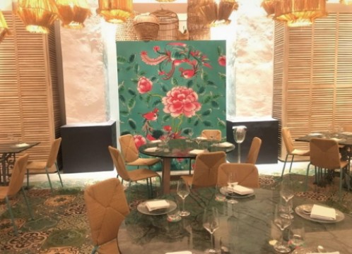 キャンドルナッツ内