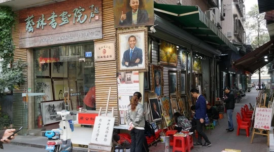 世界最大界規模の芸術村 大芬（ダーファン）油画村の一角