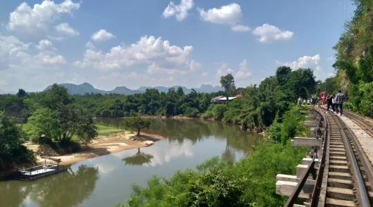 カンチャナブリ泰麺鉄道