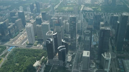 深セン　専用車と日本語ガイド 貸切手配 ＜ワゴン車/マイクロバス/大型バス＞