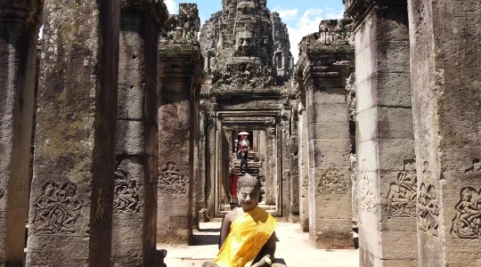 【３大遺跡】 アンコールトム + タプローム + アンコールワット ＆  プレループでの夕日鑑賞 <日本語ガイド付き>