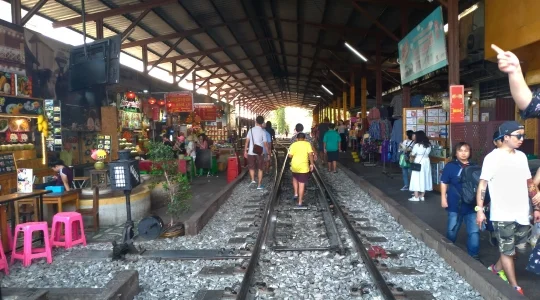 メークロン線路市場