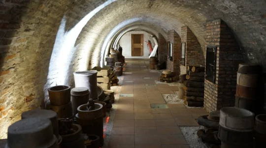 红狮陶瓷（レッドライオン）イメージ