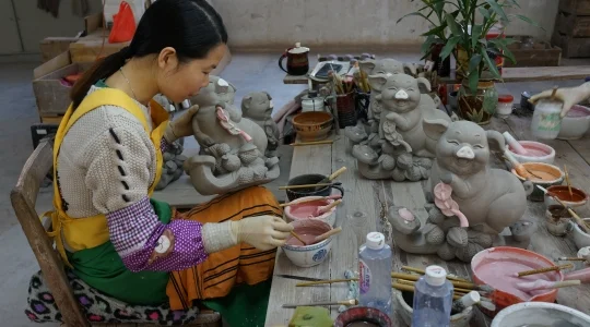 見どころ凝縮、歴史と陶器の街・仏山1日ツアー＜終日/高速鉄道/昼食付き/日本語ガイド＞