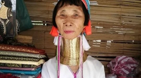 【チェンマイ】 本格象乗り＆首長族訪問 1泊2日